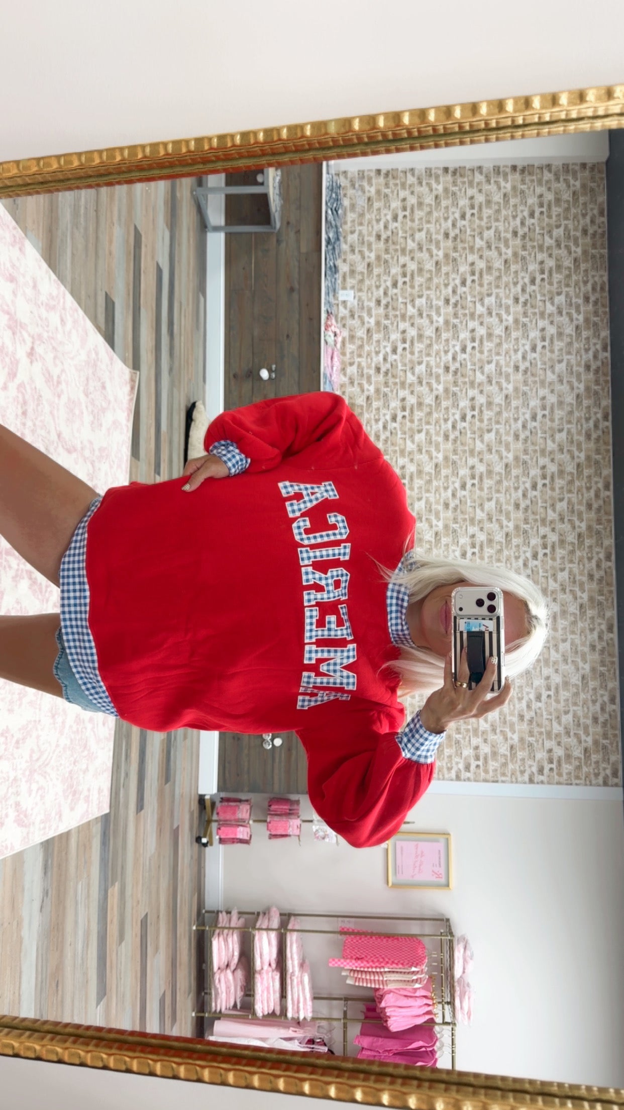 A M E R I C A MOCKNECK SWEATSHIRT