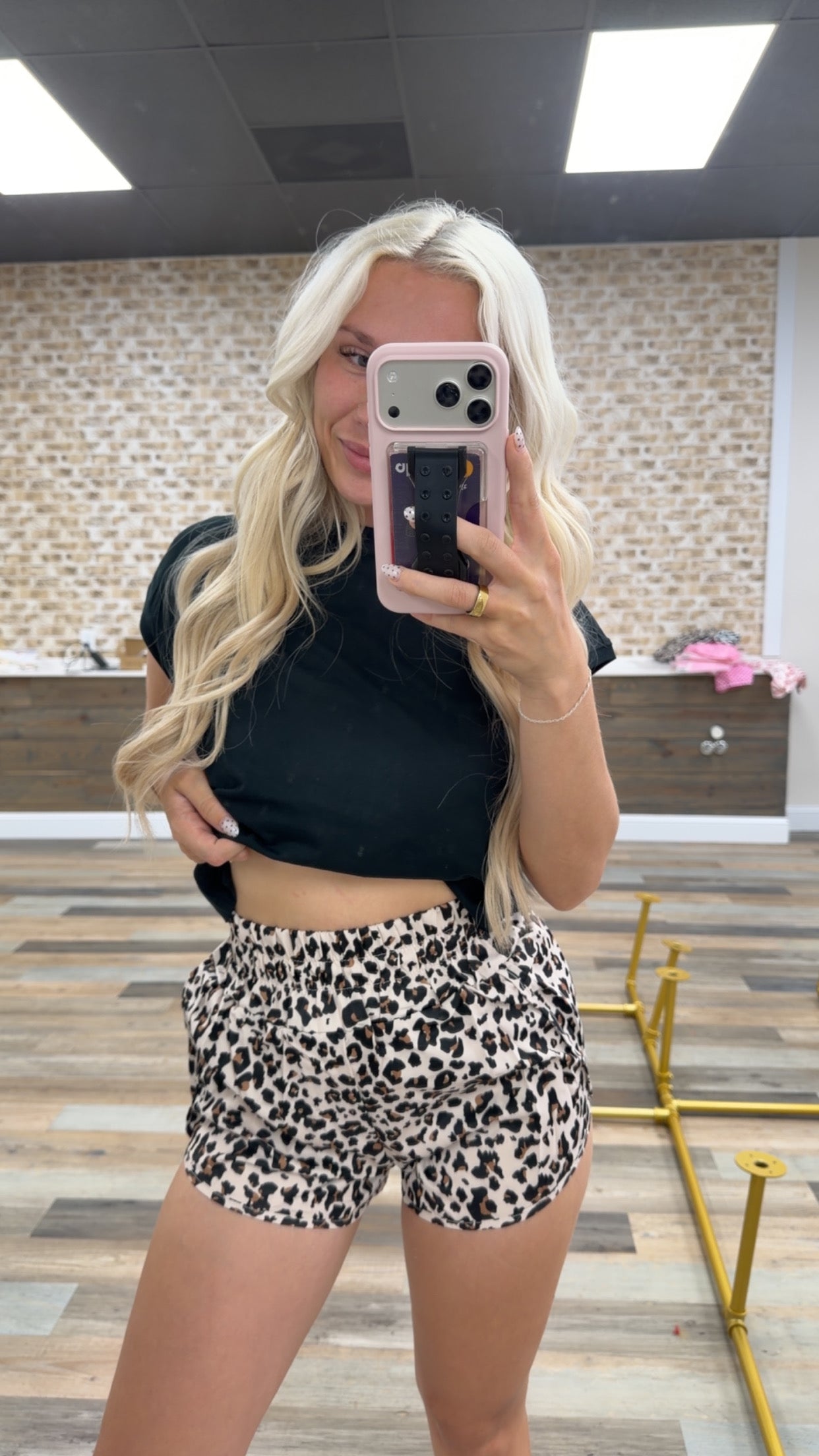 LEOPARD SHORTS