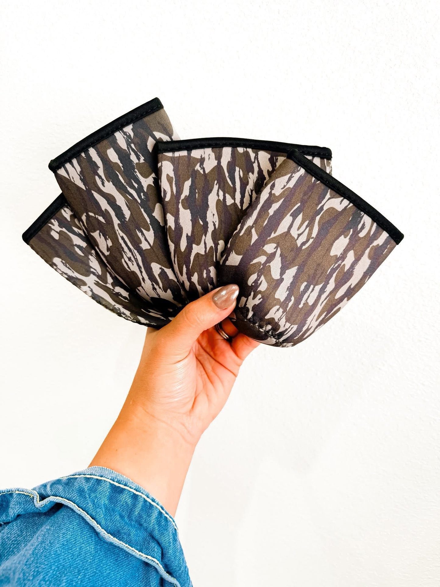 B•LAND CAMO KOOZIE