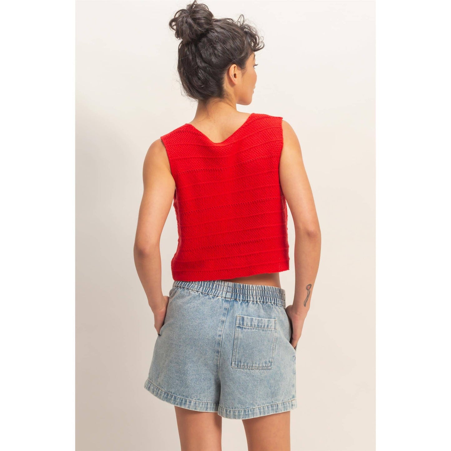 V-Neck Textured Sleeveless Knit Vest