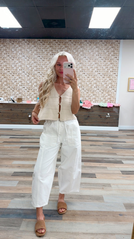 V-Neck Textured Sleeveless Knit Vest