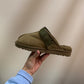 SLIPPERS SIZE 7/38