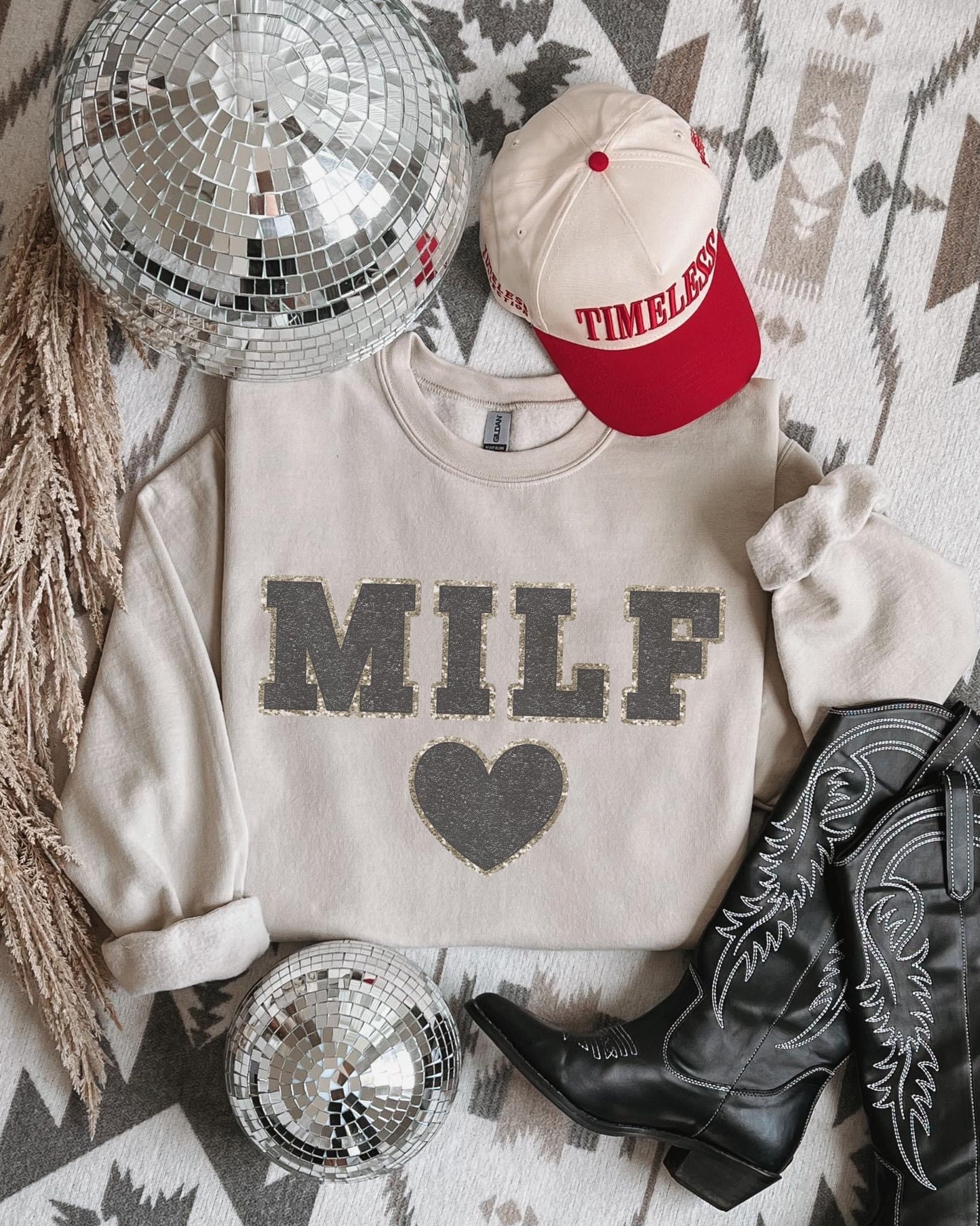 MAMA/MILF/WIFEY/AUNTIE graphics - preorder