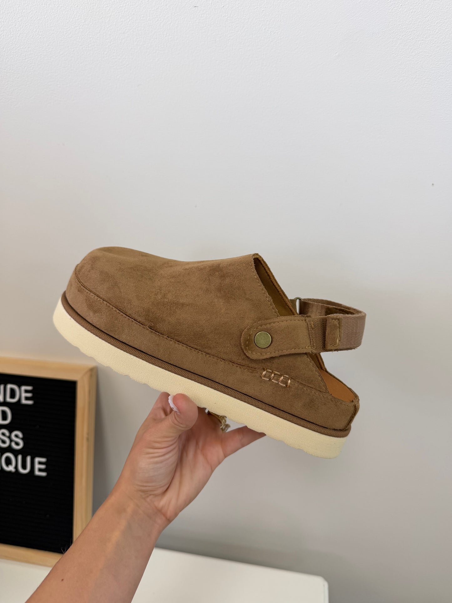 size 39 & 40 platform clogs