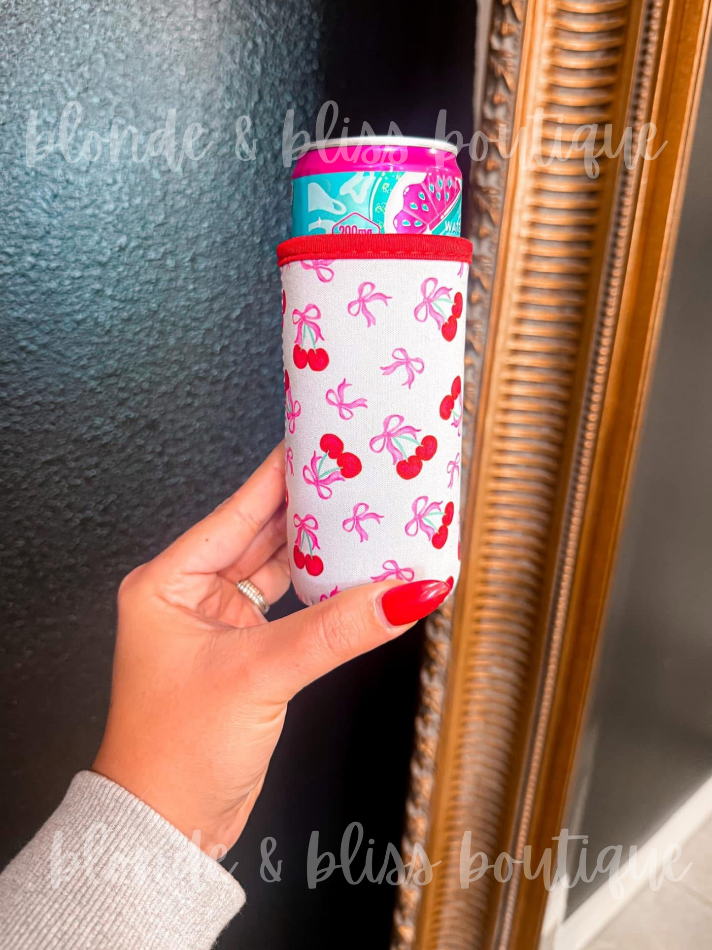 GIRLIE KOOZIES