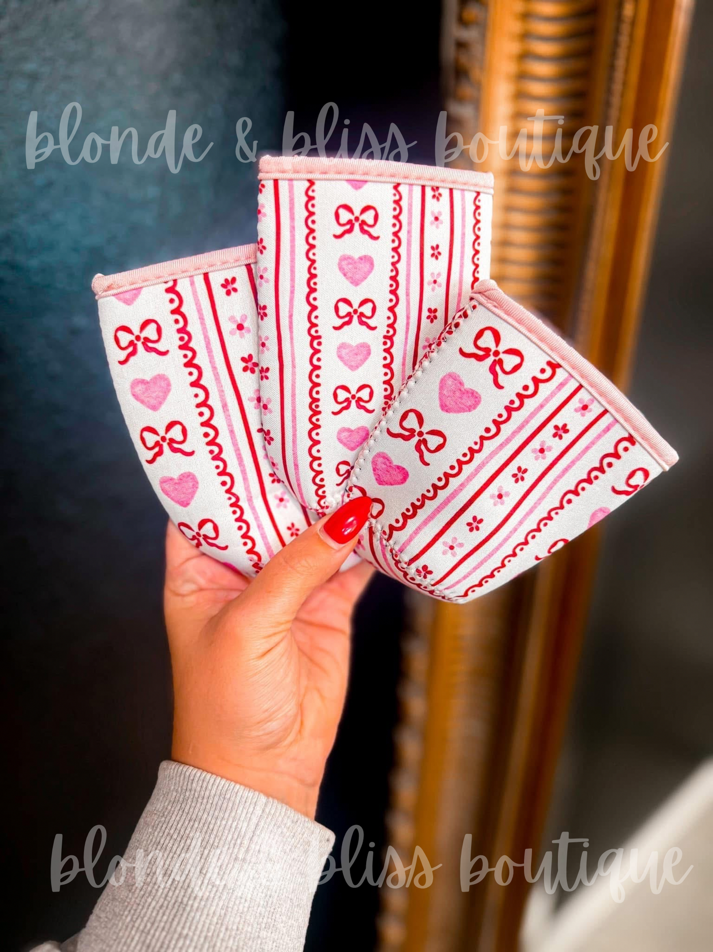 GIRLIE KOOZIES
