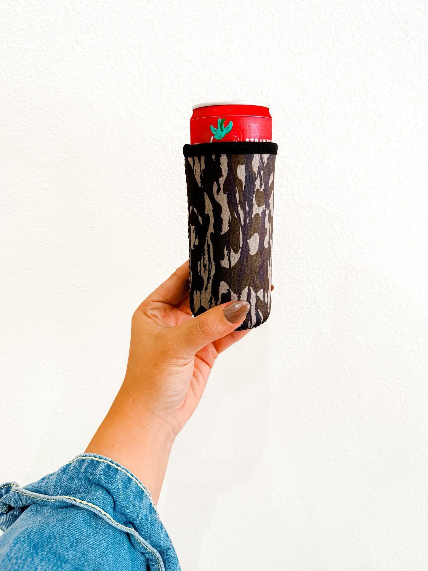 B•LAND CAMO KOOZIE