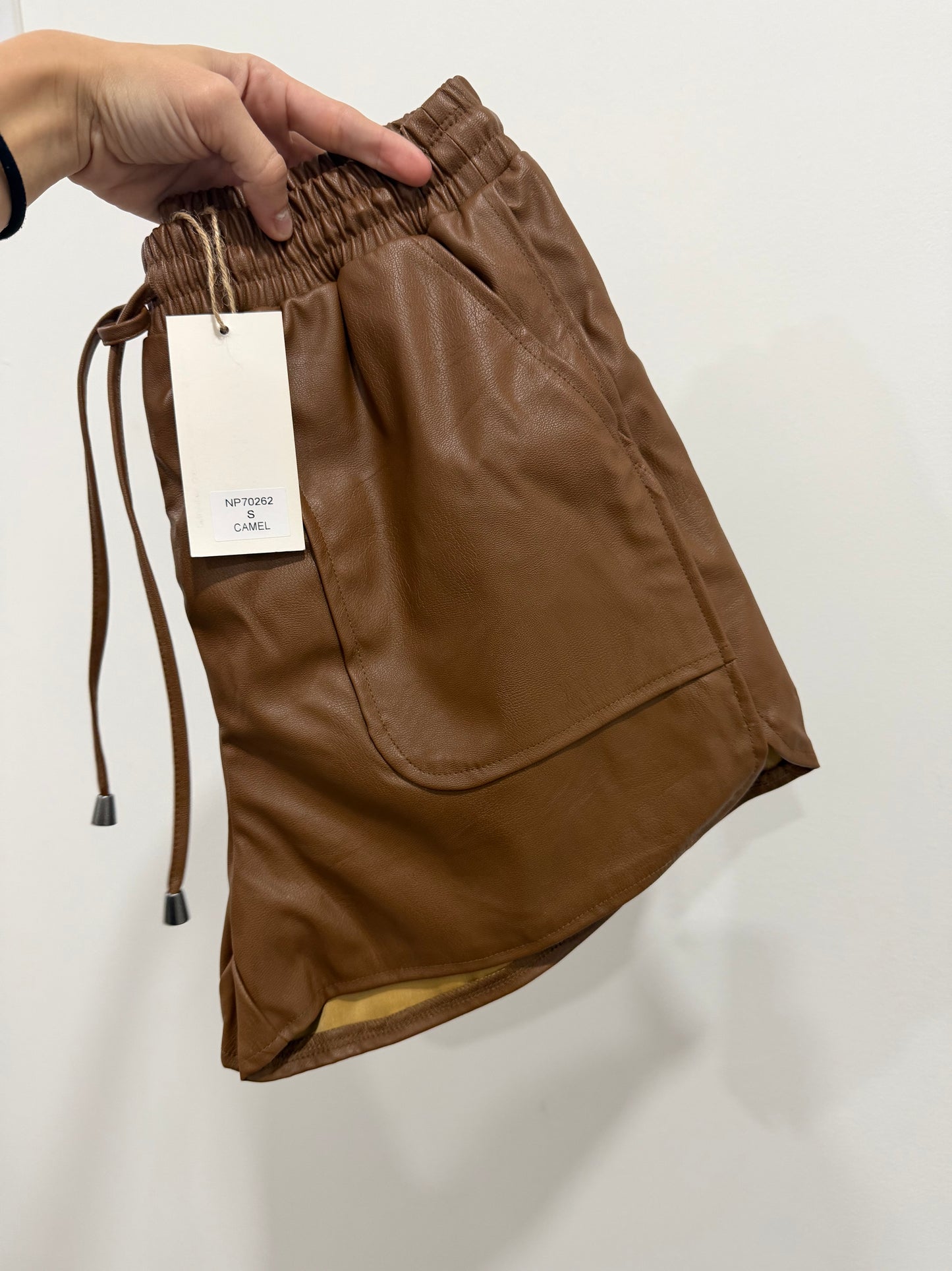 FAUX LEATHER SHORTS